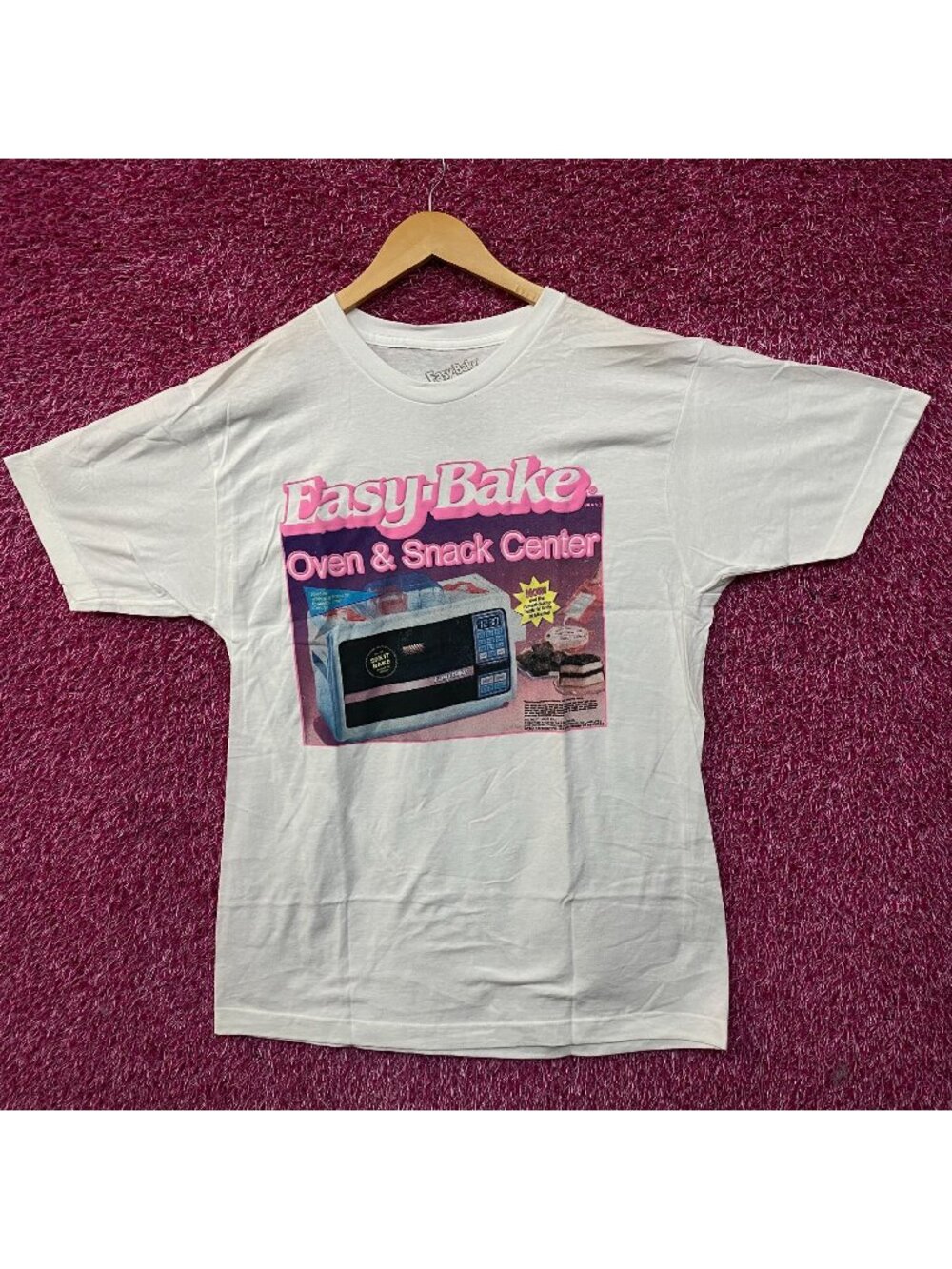 Easy-Bake Oven & Snack Center Box Retro Graphic T-Shirt Large